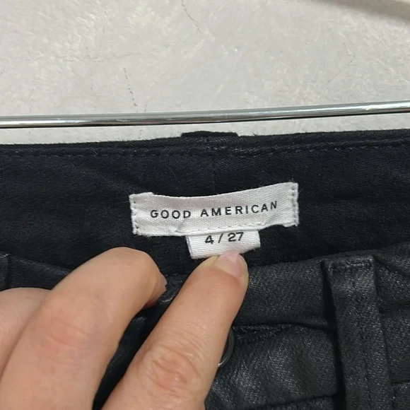 GOOD AMERICAN Good Classic Coated Straight Leg Jeans Size 4/27 - Picture 5 of 9